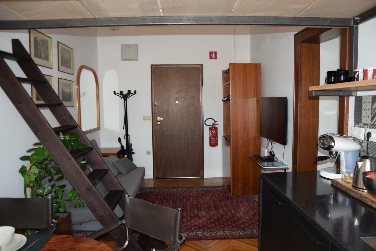 Lawyers Loft In Heritage Skyscraper Lublana Zewnętrze zdjęcie